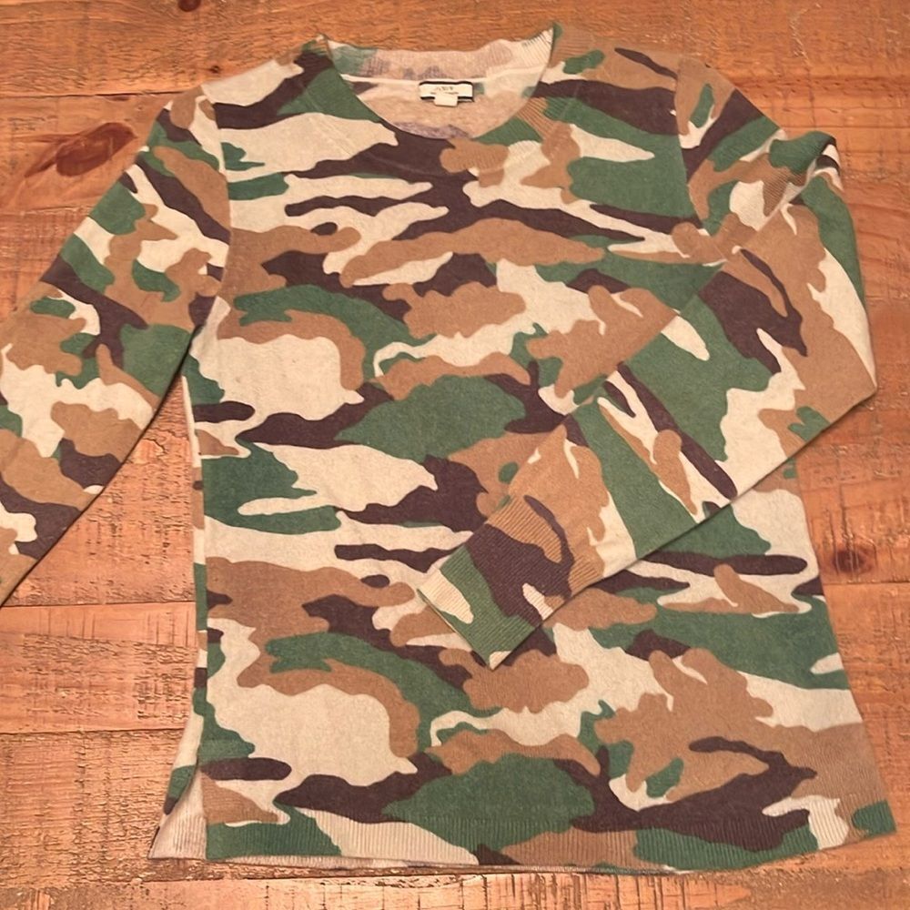 J-Crew 100% CASHMERE sweater!